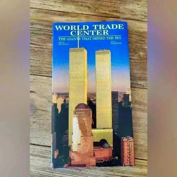 WORLD TRADE CENTER Giants that Defied the Sky book - Picture 1 of 5